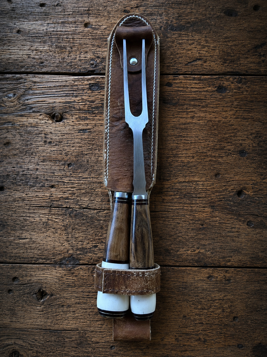 Handcrafted BBQ Set - 18cm Stainless Steel Knife - Guayubira wood & bovine bone Handle