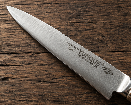 Handcrafted 14cm Molybdenum Vanadium Knife - Red Quebracho wood & Alpaca Handle