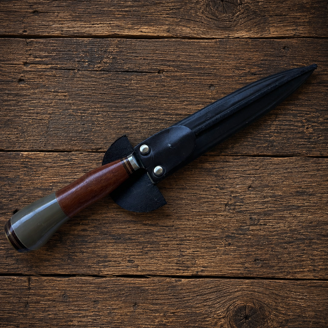 Handcrafted 20cm Stainless steel Knife - Cancharana wood & resin Handle