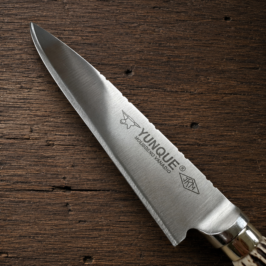 Handcrafted 14cm Molybdenum Vanadium Knife - Natural deer antler Handle