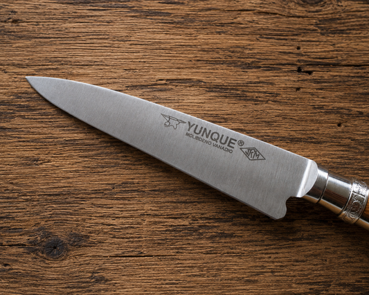 Handcrafted 14cm Molybdenum Vanadium Knife - Urunday wood & Alpaca Handle